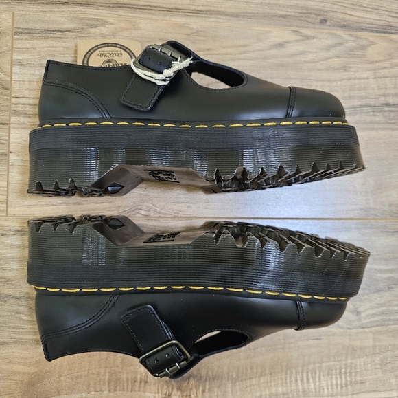 DR. MARTENS BETHAN POLISHED SMOOTH LEATHER PLATFORM SHOES - Picture 8 of 13
